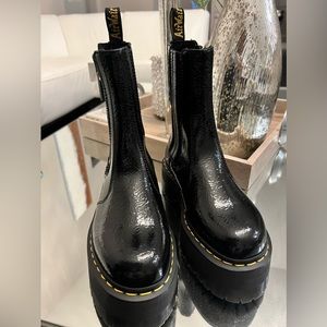 NEW Dr Martens 2976 MAX DISTRESSED PATENT CHELSEA PLATFORM BOOTS